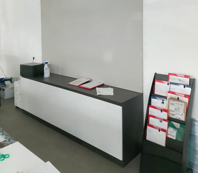 Montage de mobilier sur mesure réalisé par Menuiserie EGI en Seine-Maritime